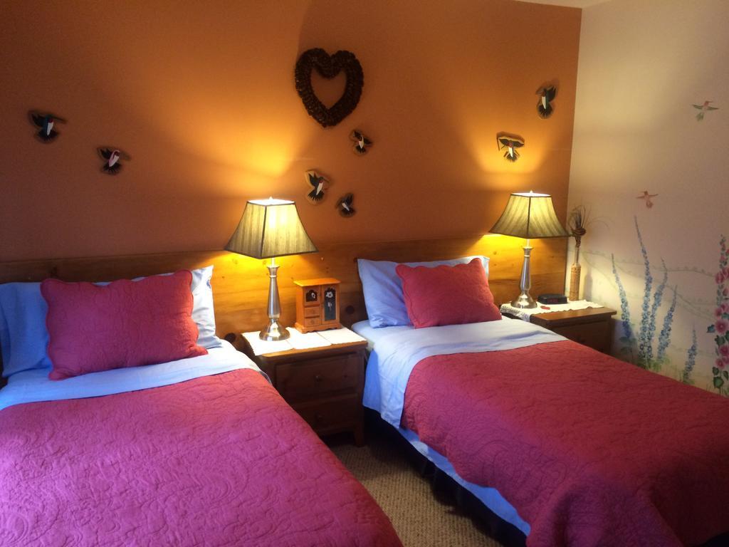 Greenwood Country Inn Pemberton Room photo
